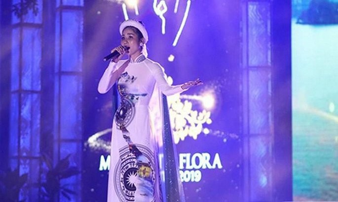 Đại diện Việt Nam tại Hoa hậu Trái đất phá nát ca khúc 'Tàu anh qua núi'