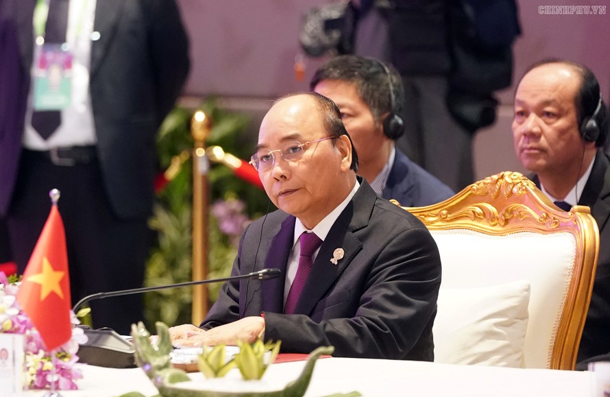 Thủ tướng Nguyễn Xuân Phúc dự Hội nghị ASEAN - Ấn Độ. Ảnh: VGP/Quang Hiếu