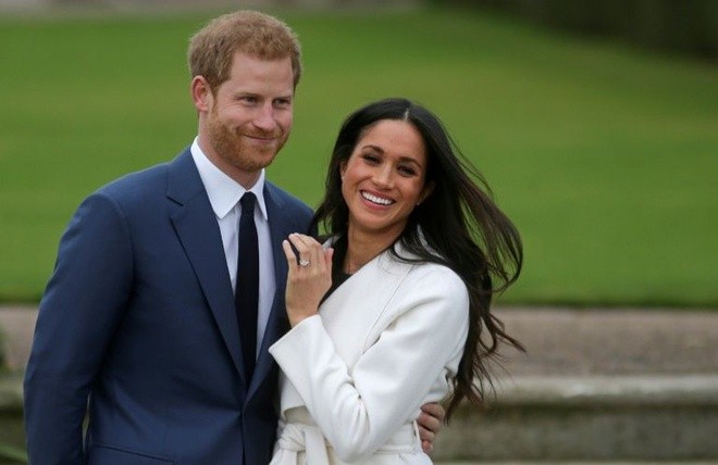 Khủng hoảng gia đình Hoàng gia Anh: Vợ chồng Hoàng tử Harry chính thức bỏ tước hiệu Hoàng gia