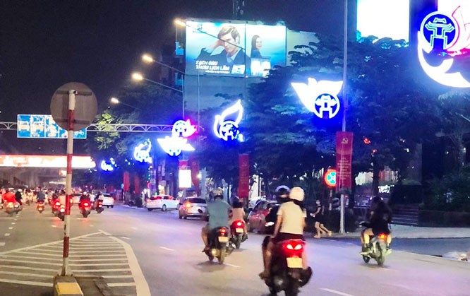 Khánh thành công trình trang trí chiếu sáng tuyến đường Nguyễn Trãi - Trần Phú