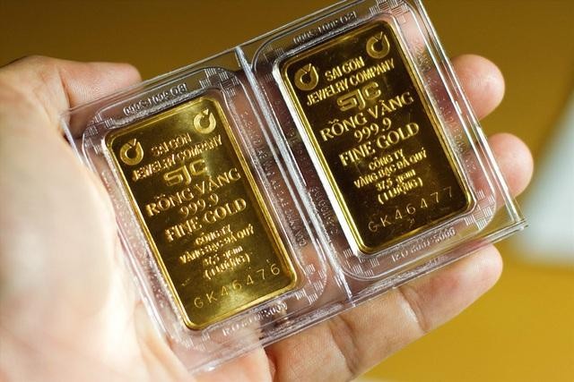 Giá bán vàng SJC cao hơn vàng thế giới 5,12 triệu đồng/lượng