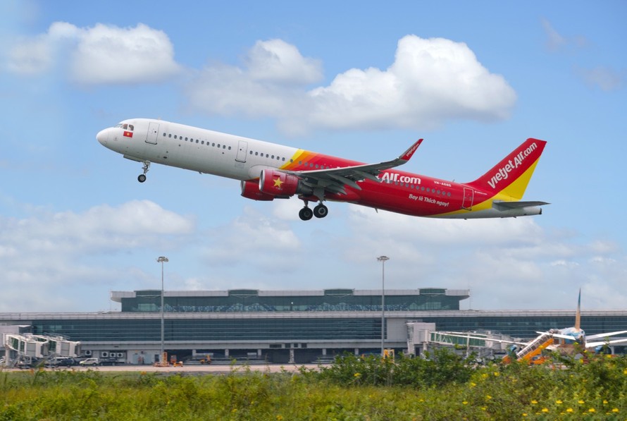 Đường bay thẳng đầu tiên kết nối Cần Thơ - Quảng Ninh chính thức phục vụ khách hàng từ ngày 25/4