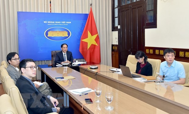 Bộ trưởng Ngoại giao Bùi Thanh Sơn dẫn đầu Đoàn Việt Nam tham dự hội nghị.