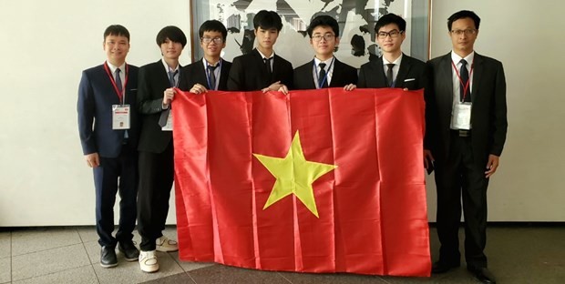 Đội tuyển Olympic Vật lý 2023 của Việt Nam đã đạt thành tích xuất sắc. (Ảnh Vietnamplus)