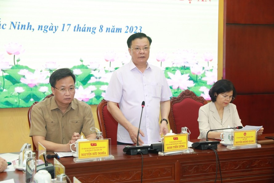 Bí thư Thành ủy Hà Nội Đinh Tiến Dũng kết luận hội nghị