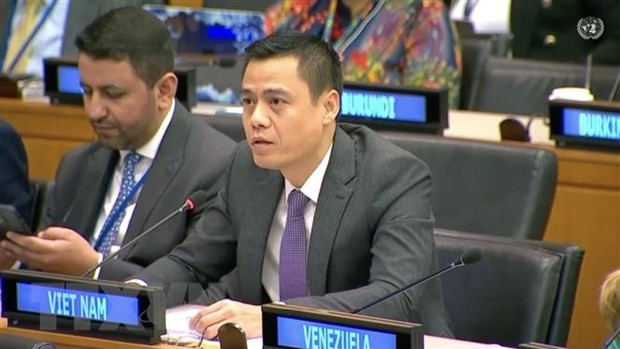 Đại sứ Đặng Hoàng Giang, Trưởng Phái đoàn thường trực Việt Nam tại Liên hợp quốc, thay mặt ASEAN phát biểu tại phiên thảo luận