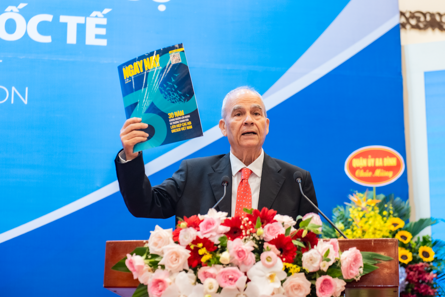 Ông Georgios Christophides, Chủ tịch danh dự Liên hiệp UNESCO Thế giới, Lãnh sự danh dự của Việt Nam tại Cộng hòa Síp