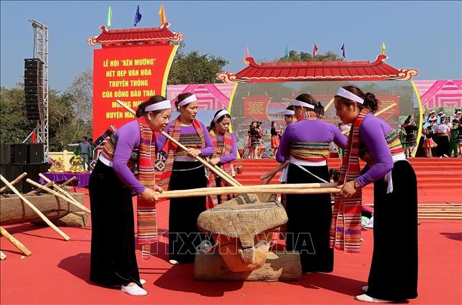 Tái hiện hoạt động văn hóa “Keng Loóng” tại lễ hội Xên Mường 
