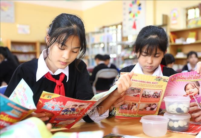 Học sinh tại các trường học trên địa bàn tỉnh Yên Bái đọc sách tại thư viện. Ảnh: Tuấn Anh - TTXVN