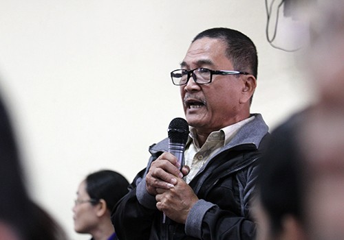 Nhiều cử tri ở Đà Nẵng đặt câu hỏi liên quan đến việc ông Trịnh Xuân Thanh bỏ trốn ra nước ngoài, nhưng chưa được phúc đáp. Ảnh: Nguyễn Đông.