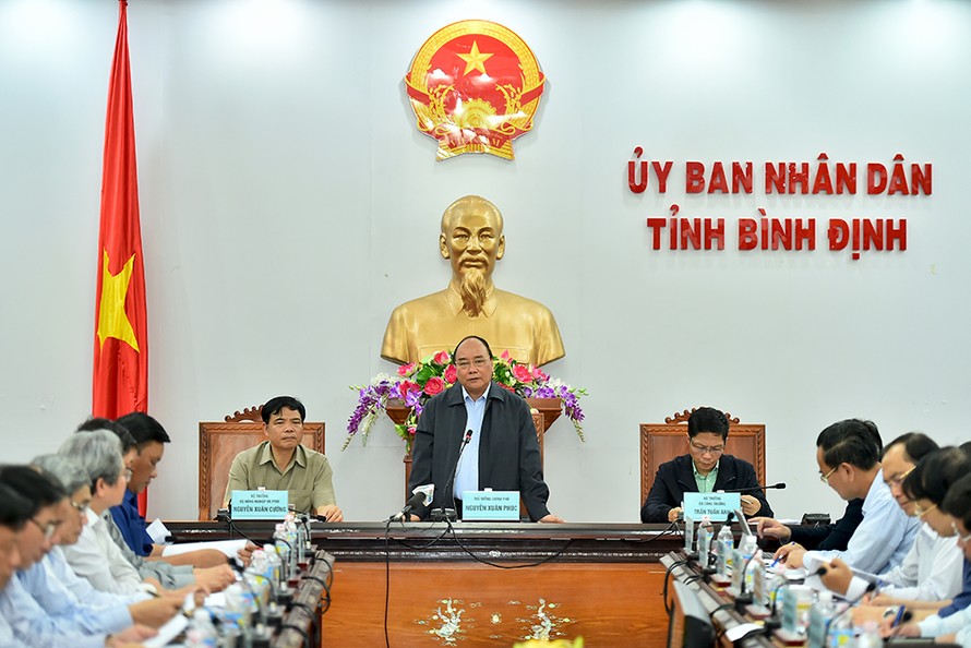 Thủ tướng Nguyễn Xuân Phúc và đoàn công tác Chính phủ làm việc với lãnh đạo chủ chốt tỉnh Bình Định. Ảnh: VGP/Quang Hiếu
