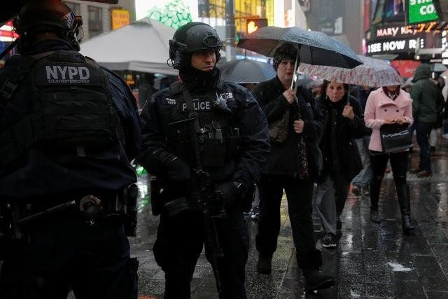 An ninh đang được tăng cường trên mọi tuyến phố ở New York. Ảnh: Reuters.