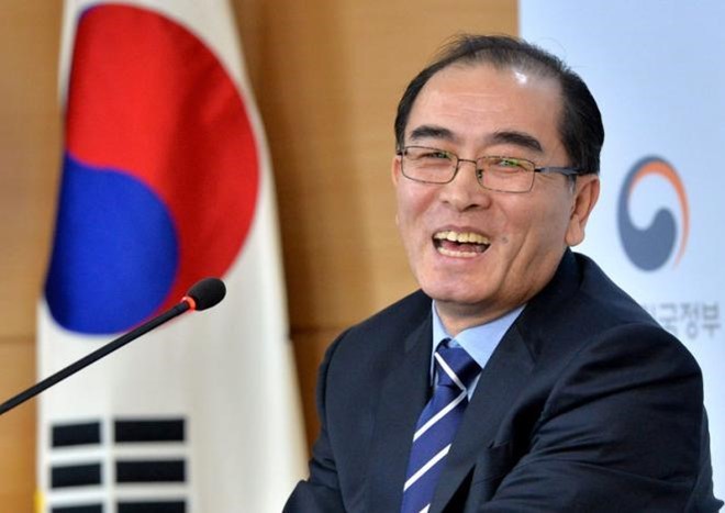 Cựu phó đại sứ Triều Tiên tươi cười trong một sự kiện ở Seoul ngày 27/12/2016. Ảnh: Reuters.