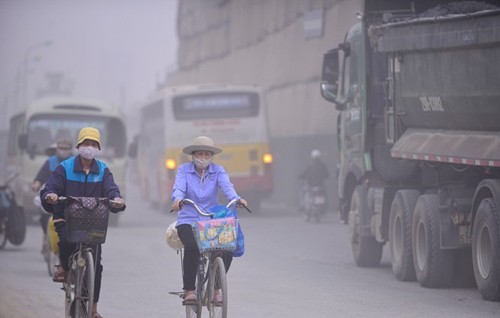 Hà Nội có gần 300 ngày không khí ô nhiễm trong năm 2016.