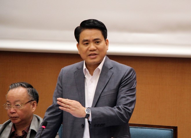 Ông Nguyễn Đức Chung phát biểu tại cuộc họp sáng 6/2.