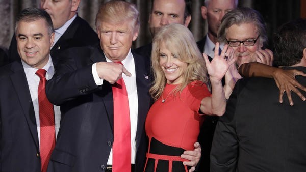 Bà Conway được cho là khiến Trump hài lòng khi đối mặt với chỉ trích để bảo vệ ái nữ của tổng thống. Ảnh: Reuters.