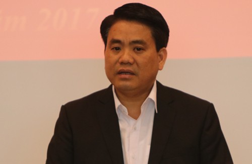 Chủ tịch UBND TP Hà Nội Nguyễn Đức Chung cho biết thành phố sẽ trình đề án liên quan đến hạn chế phương tiện cá nhân vào tháng 6 tới. 