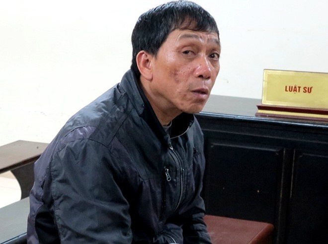 Tìm gái bán dâm cho ông lão 71 tuổi, Huy bị TAND Hà Nội tuyên 2 năm tù về tội Môi giới mại dâm. Ảnh: Vân Thanh.