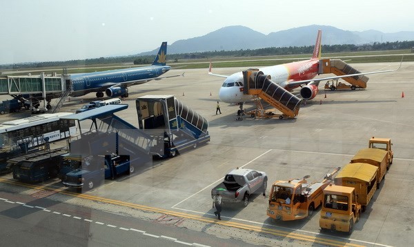 Máy bay của các hãng hàng không đậu tại sân bay quốc tế Đà Nẵng. (Ảnh: Huy Hùng/TTXVN)