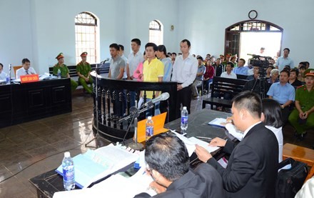 Phiên xử vụ án đưa hối lộ tiếp tục tại tòa án tỉnh Đắk Nông