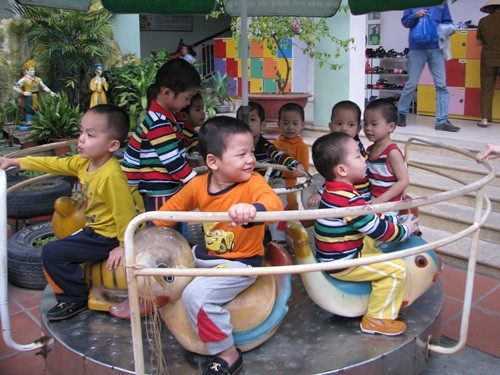 10 cháu bé Cộng, Hòa, Xã, Hội, Chủ, Nghĩa, Việt, Nam, Hùng, Mạnh vào cuối năm 2015.