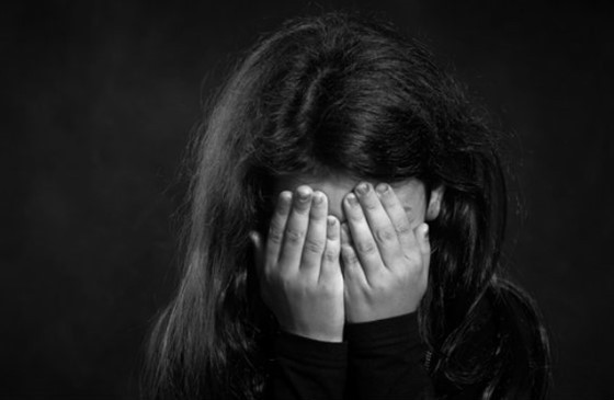 Bắt khẩn cấp nghi phạm dâm ô bé gái 7 tuổi ở Gia Lai