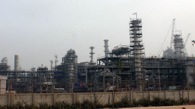 Dự án lọc hóa dầu Nghi Sơn xây dựng tại Khu kinh tế Nghi Sơn, huyện Tĩnh Gia (Thanh Hóa) đang trong giai đoạn hoàn thiện