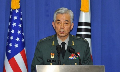 Bộ trưởng Quốc phòng Hàn Quốc Han Min-koo. Ảnh: Reuters.