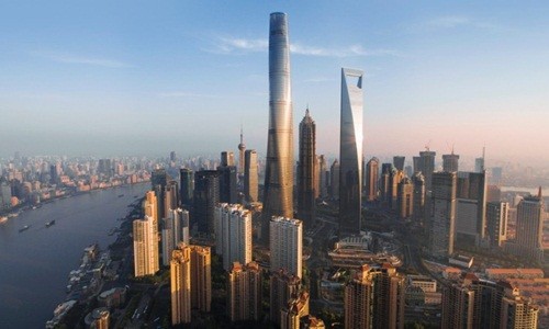  Shanghai Tower có chiều cao 632m. Ảnh: CNN
