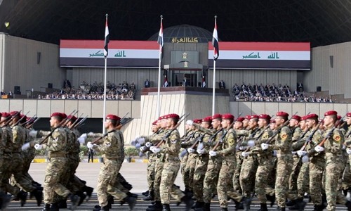 Quân đội Iraq duyệt binh ở thủ đô Baghdad ngày 15/7. Ảnh: Reuters.