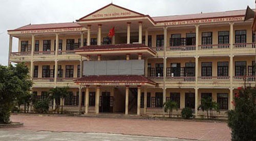 Trường THCS Hồng Phong.