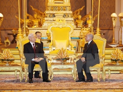  Tổng bí thư Nguyễn Phú Trọng hội đàm với Quốc vương Campuchia Norodom Sihamoni. Ảnh: TTXVN.