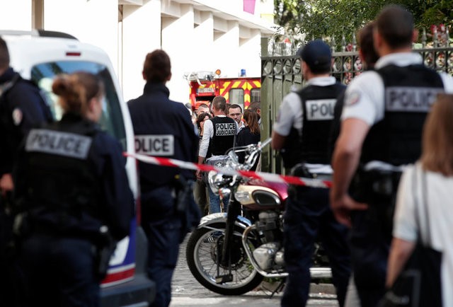 Cảnh sát Paris đã phong tỏa hiện trường. Ảnh: Reuters.