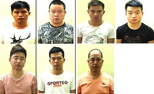 Bảy người Trung Quốc nhập cảnh trái phép vào Việt Nam để đi du lịch "chui". Ảnh: C.A