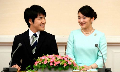 Công chúa Mako và hôn phu Kei Komuro. Ảnh: Asahi Shibum.