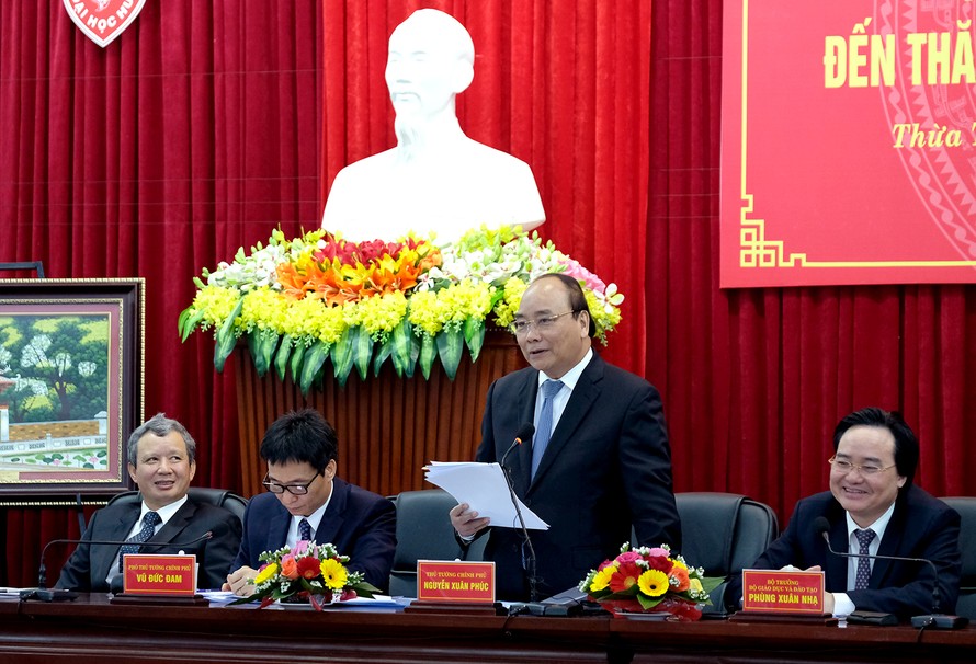 Thủ tướng Nguyễn Xuân Phúc làm việc với Đại học Huế. Ảnh: VGP/Quang Hiếu