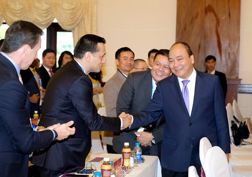 Thủ tướng Nguyễn Xuân Phúc dự Hội nghị xúc tiến đầu tư tỉnh Phú Yên. Ảnh: VGP/Quang Hiếu