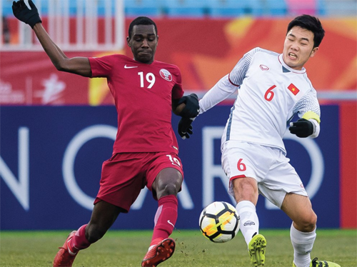 Việt Nam đánh bại Qatar, lần đầu tiên lọt vào chung kết một giải châu Á. Ảnh: AFC.