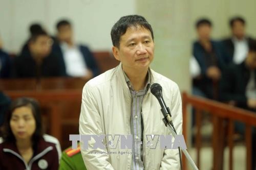 Bị cáo Trịnh Xuân Thanh trả lời Hội đồng xét xử sáng nay. Ảnh: TTXVN