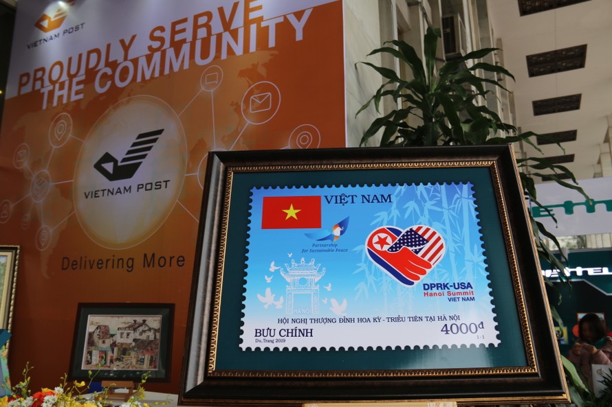 Con tem mang thông điệp Hòa Bình