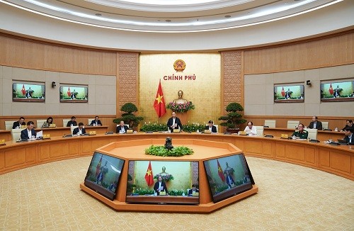 Thủ tướng Nguyễn Xuân Phủ chủ trì họp Thường trực Chính phủ về phòng chống dịch COVID-19 - Ảnh: VGP/Quang Hiếu