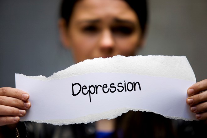 Trẻ vị thành niên nữ là đối tượng chủ yếu của chứng bệnh trầm cảm. Ảnh: Paradigm Malibu. 