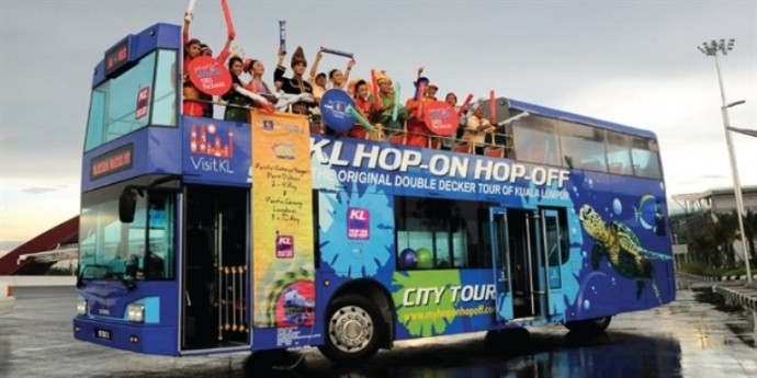 Đà Nẵng sắp có 2 tuyến xe buýt mui trần phục vụ khách du lịch (ảnh minh họa). Ảnh: Internet