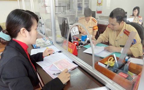 Người dân tại Hà Nội và TP.HCM sẽ đăng ký xe ôtô qua mạng