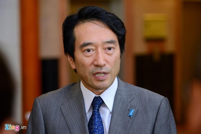 Người phát ngôn, Vụ trưởng Vụ Báo chí, Bộ Ngoại giao Nhật Bản Yasuhisa Kawamura. 
