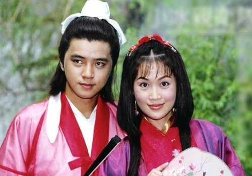 Lương Tiểu Băng và La Chí Tường trong bản phim Mối tình Lương Chúc. 
