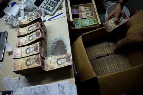Venezuela sắp in tiền có mệnh giá đến 20.000 bolivar