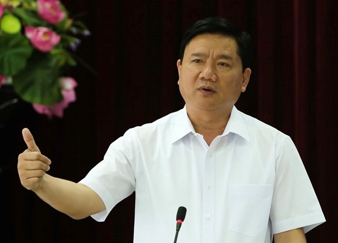 Bí thư Đinh La Thăng cũng đề nghị Văn phòng Thành uỷ phải có văn bản phê bình Đảng uỷ và Giám đốc TT chống ngập. 