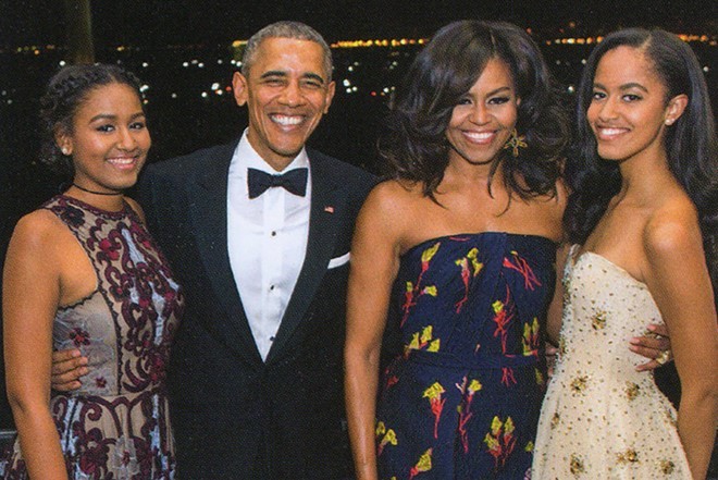 Hình ảnh trên tấm thiệp "Giáng sinh" cuối cùng của gia đình Obama ở Nhà Trắng. 