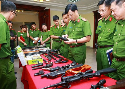 Công an Hà Nội triệt xóa nhóm tội phạm sử dụng vũ khí quân dụng. 